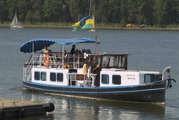 Samociążek i spokojny brzeg Zalewu Koronowskiego